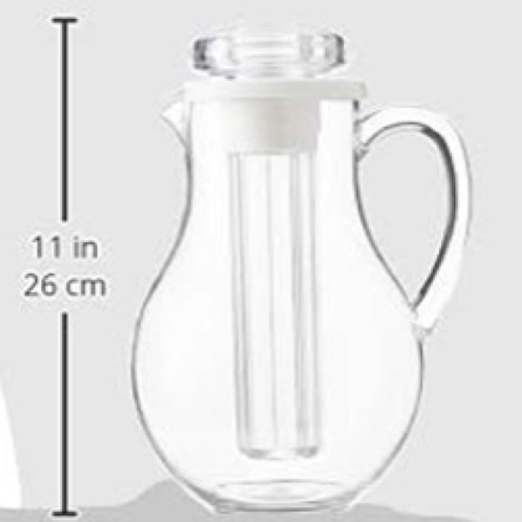Winco Polycarbonate(non breakable)Water Pitcher with Ice Tube Core 2-Quart - Picture 5 of 7